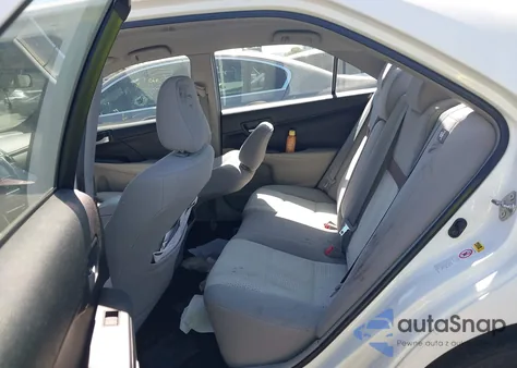 2013 Toyota Camry Le z USA, uszkodzony, nr VIN 4T1BF1FK3DU705262